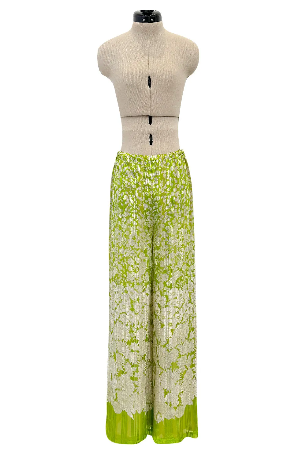Fantastic 1970s Pauline Trigere Two Piece Green Silk Chiffon  Plunge Top & Wide Leg Pant Set