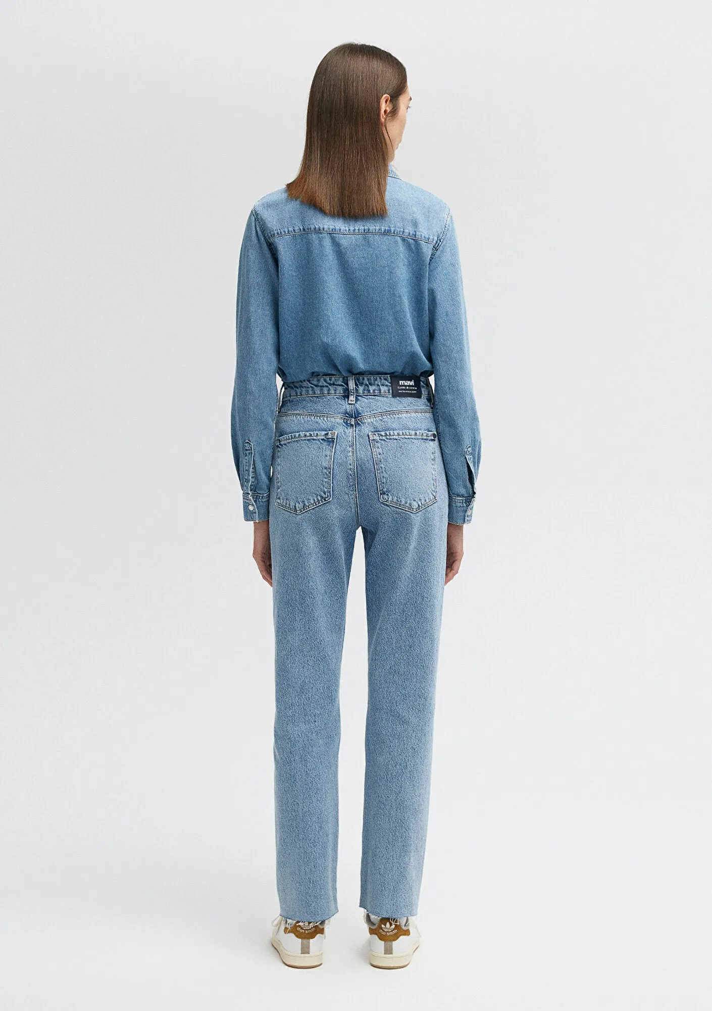 New York Mid Brushed Classic Denim Jean Pants