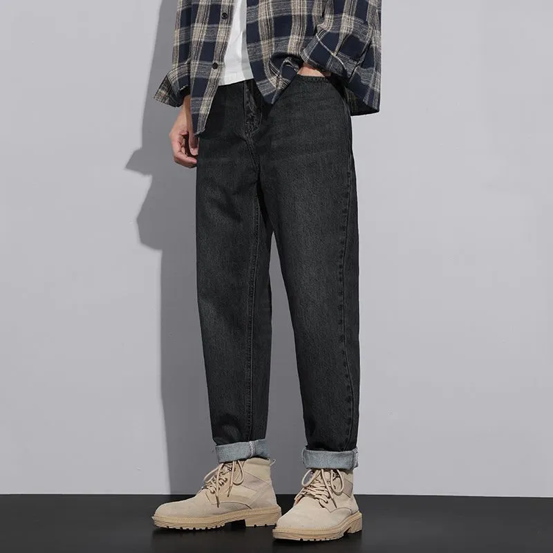 Relaxed Fit Tapered Leg Jeans for Effortless Style