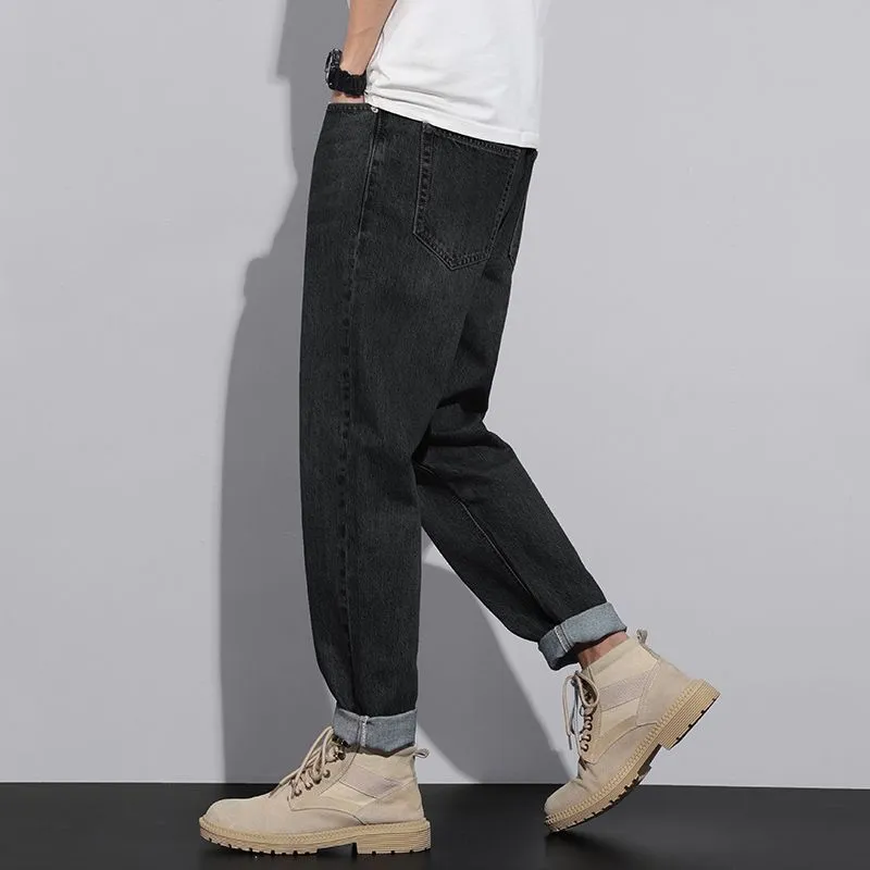 Relaxed Fit Tapered Leg Jeans for Effortless Style