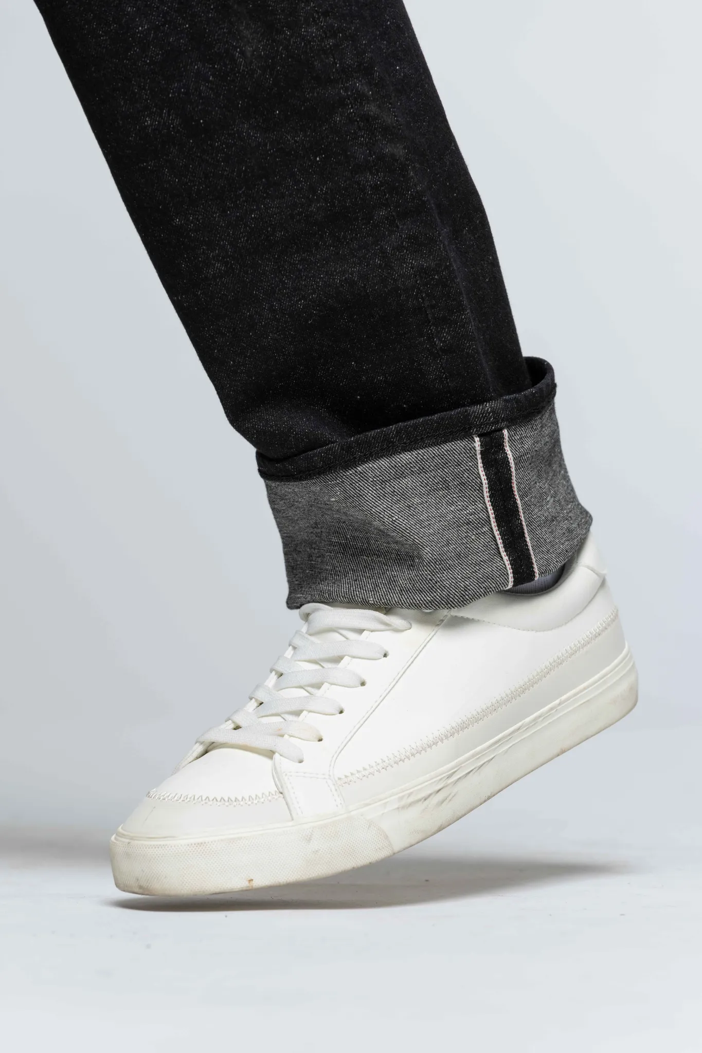 The Sharp Selvage Jet Black | Limited Edition