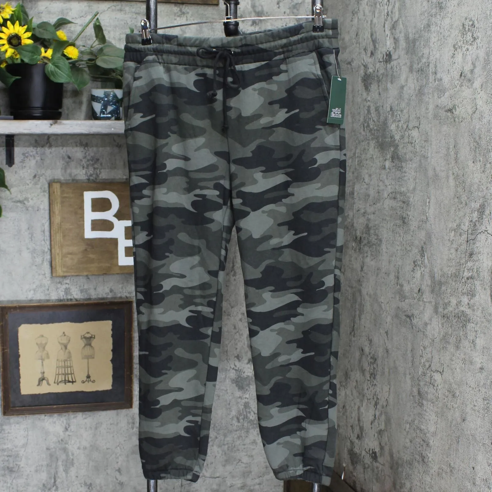 Wild Fable Camo Print High-Rise Vintage Jogger Sweatpants